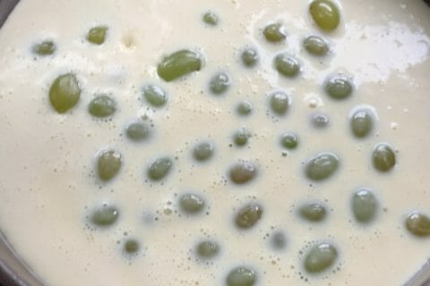 Cliquez pour zoomer ! Clafoutis aux raisins frais au Thermomix