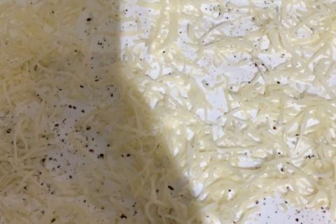 Cliquez pour zoomer ! Pizza au thon et aux olives Thermomix par Alev