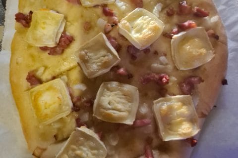 Cliquez pour zoomer ! Fougasse chèvre et lardons Thermomix par venus54320