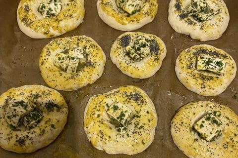 Cliquez pour zoomer ! Poğaça – Petits pains Turcs à la Feta Thermomix par safaa_10