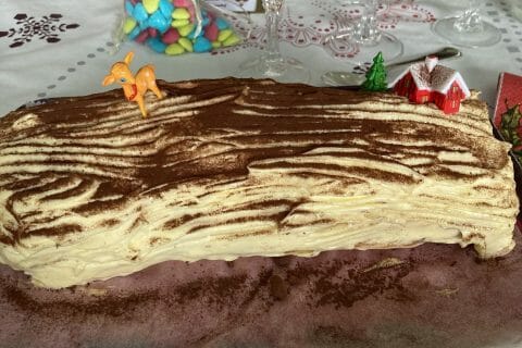 Cliquez pour zoomer ! Bûche Tiramisu Thermomix par aline_269