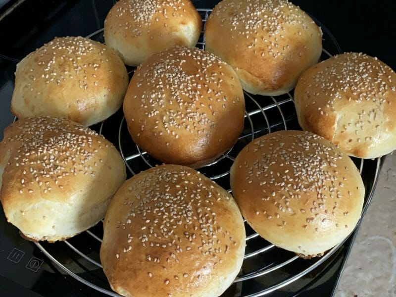 Cliquez pour zoomer ! Pains hamburger Thermomix par Ewnig