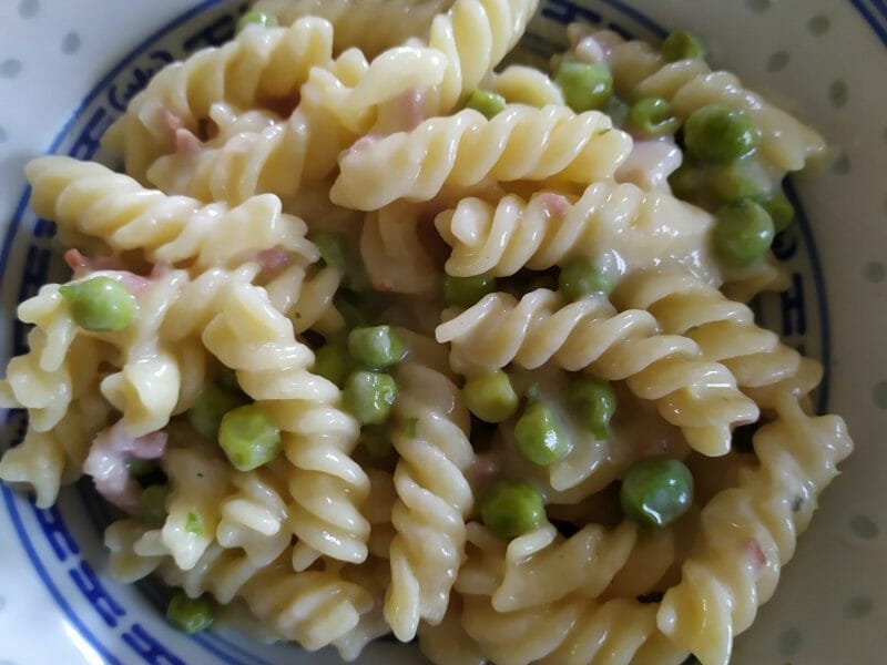 Cliquez pour zoomer ! Pâtes aux petits pois et lardons Thermomix par mariepoppins77