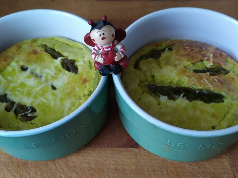 Cliquez pour zoomer ! Flan aux asperges et parmesan Thermomix par mariepoppins77