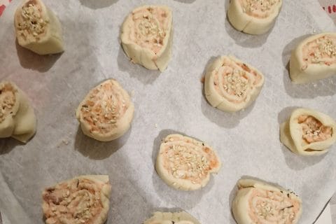 Cliquez pour zoomer ! Roulés feuilletés au saumon Thermomix par mariepoppins77