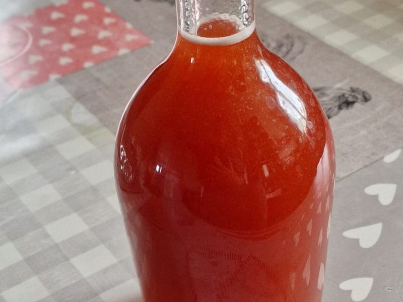 Cliquez pour zoomer ! Sirop de queues de fraises Thermomix par mariepoppins77