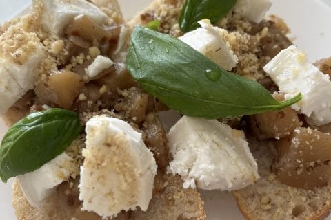 Cliquez pour zoomer ! Brushetta aubergines, chèvre et noix Thermomix par thermomixbz