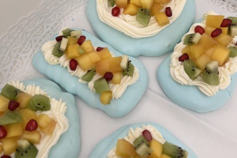 Cliquez pour zoomer ! Mini pavlova aux fraises Thermomix par thermomixbz