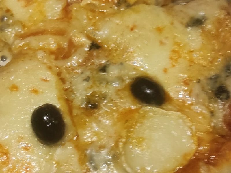 Cliquez pour zoomer ! Pizza 4 fromages Thermomix par elhaddaouikhadija