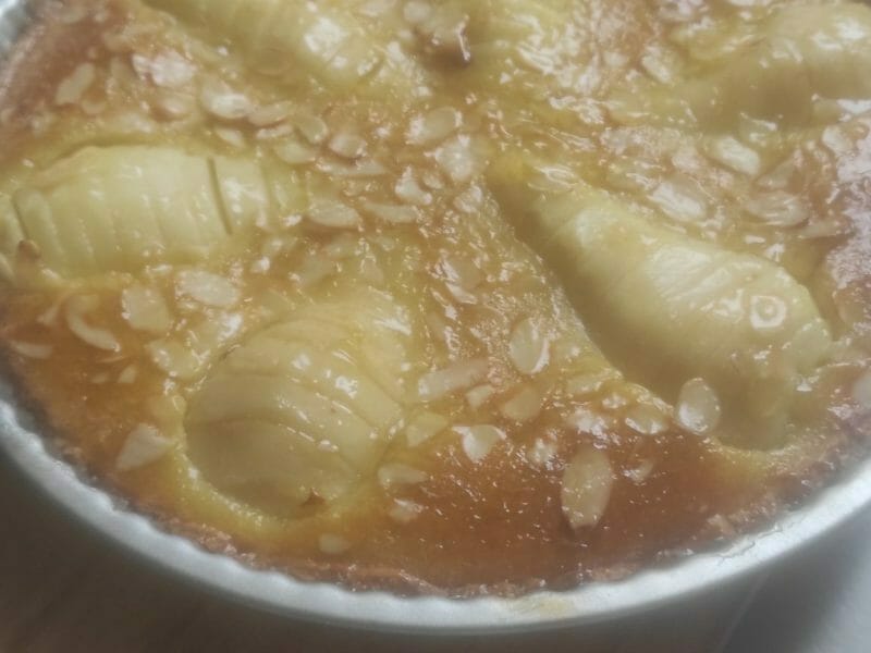 Cliquez pour zoomer ! Tarte aux poires sur lit de chocolat Thermomix par elhaddaouikhadija