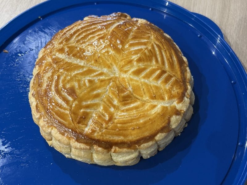 Cliquez pour zoomer ! Galette des rois à la frangipane Thermomix par hh76