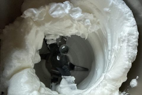 Cliquez pour zoomer ! Blancs en neige Thermomix par nathalie_1019