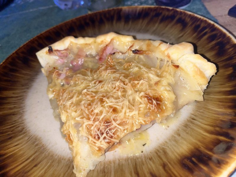Cliquez pour zoomer ! Tarte aux oignons, lardons et moutarde douce Thermomix par elodie_1231