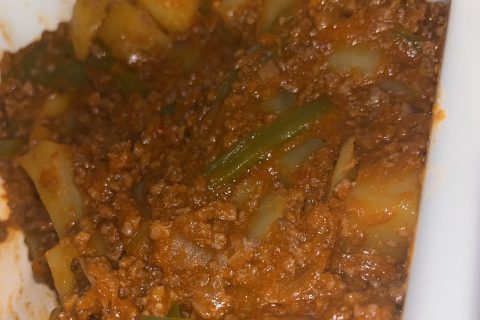 Cliquez pour zoomer ! Boeuf aux poivrons et pommes de terre Thermomix par elodie_1231