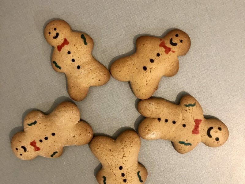 Cliquez pour zoomer ! Biscuits pain d’épices de la Saint Nicolas Thermomix par agneskikou
