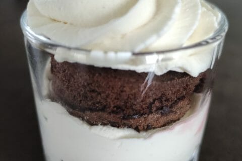 Cliquez pour zoomer ! Bûche forêt noire Thermomix par emmanuelle_279