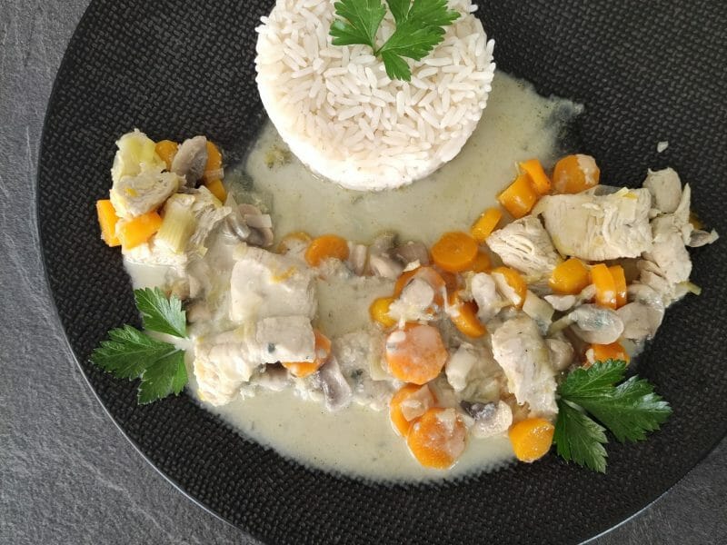 Cliquez pour zoomer ! Blanquette de dinde au bleu d’auvergne Thermomix par emmanuelle_279