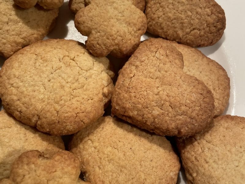 Cliquez pour zoomer ! Biscuits aux flocons d’avoine et amandes Thermomix par Marie-noelle collet