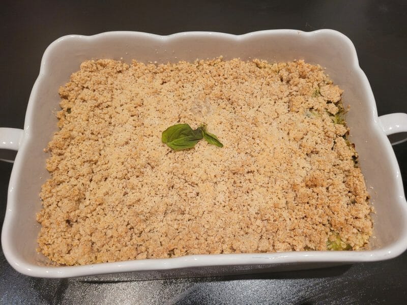 Cliquez pour zoomer ! Crumble courgettes, basilic et parmesan Thermomix par Titivick