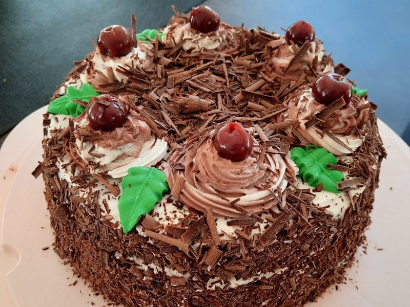 Cliquez pour zoomer ! Bûche forêt noire Thermomix par mari_31