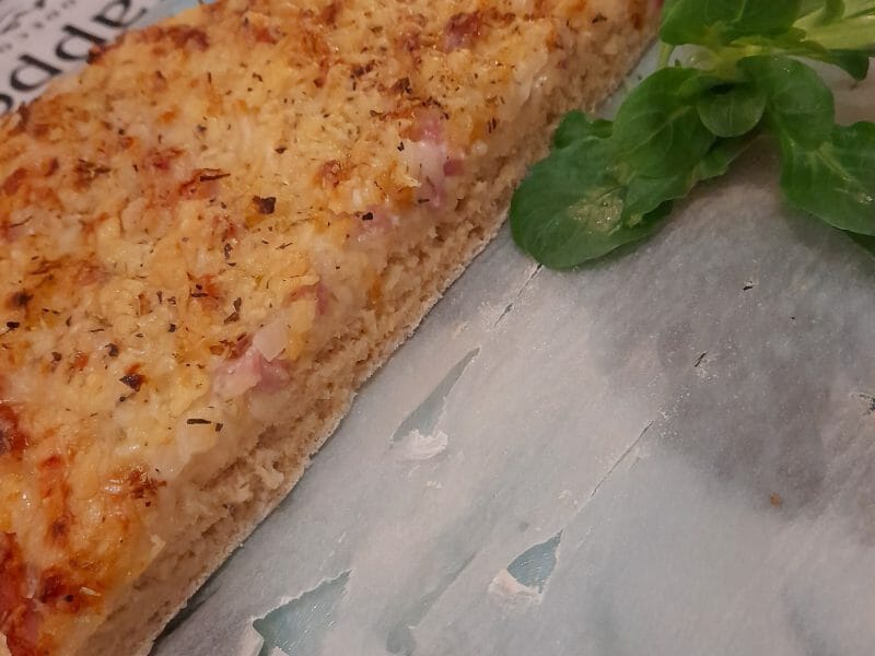 Cliquez pour zoomer ! Fougasse chèvre et lardons Thermomix par anais_739