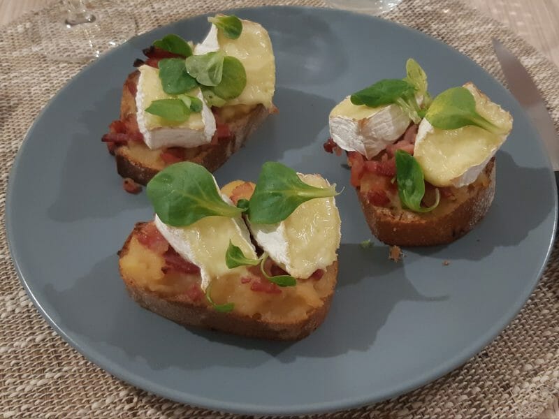 Cliquez pour zoomer ! Tartines normandes pommes et camembert Thermomix par chloebndn