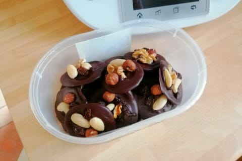 Cliquez pour zoomer ! Mendiants au chocolat au Thermomix