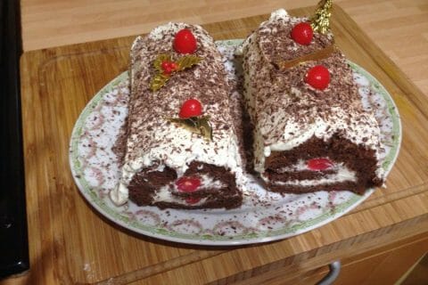 Cliquez pour zoomer ! Bûche forêt noire au Thermomix