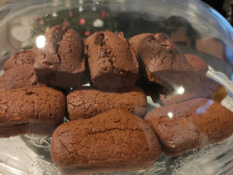Cliquez pour zoomer ! Financiers au chocolat Thermomix par Kris Tel 49