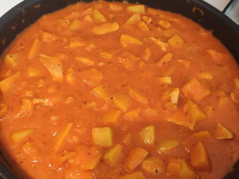 Cliquez pour zoomer ! Goulasch de potiron et pommes de terre Thermomix par Kris Tel 49