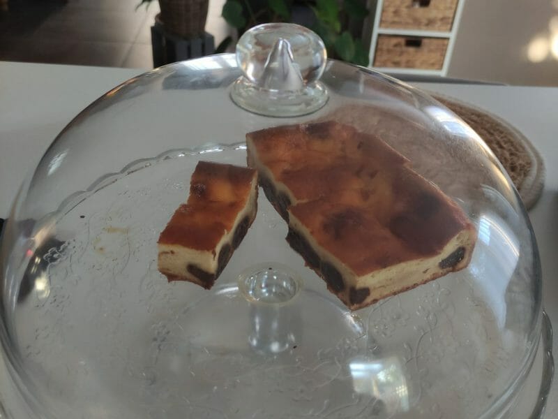 Cliquez pour zoomer ! Far breton aux pruneaux Thermomix par Kris Tel 49