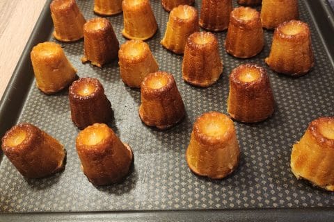 Cliquez pour zoomer ! Mini cannelés chèvre miel Thermomix par Kikou62