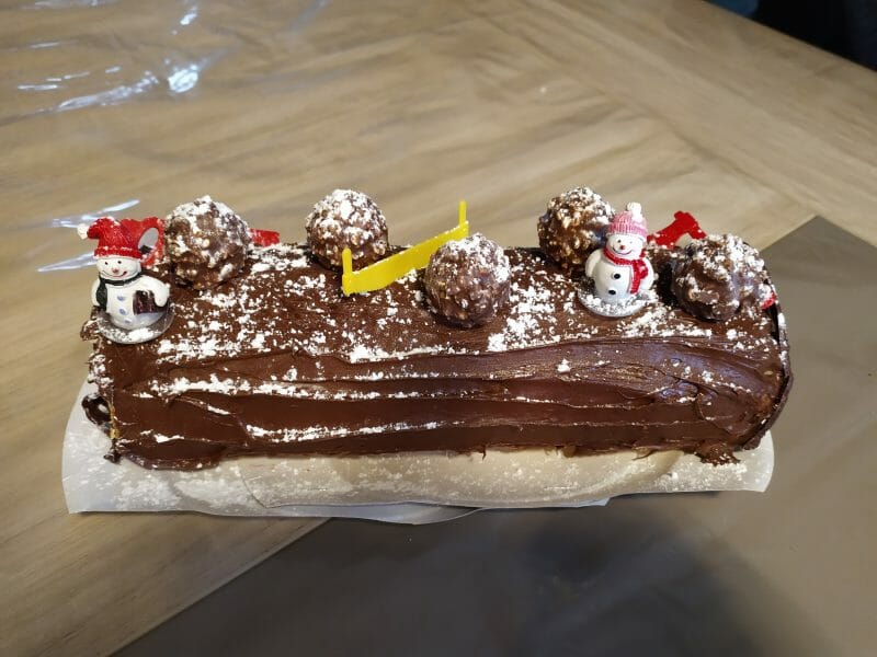 Cliquez pour zoomer ! Bûche Ferrero Rocher Thermomix par Steff28190