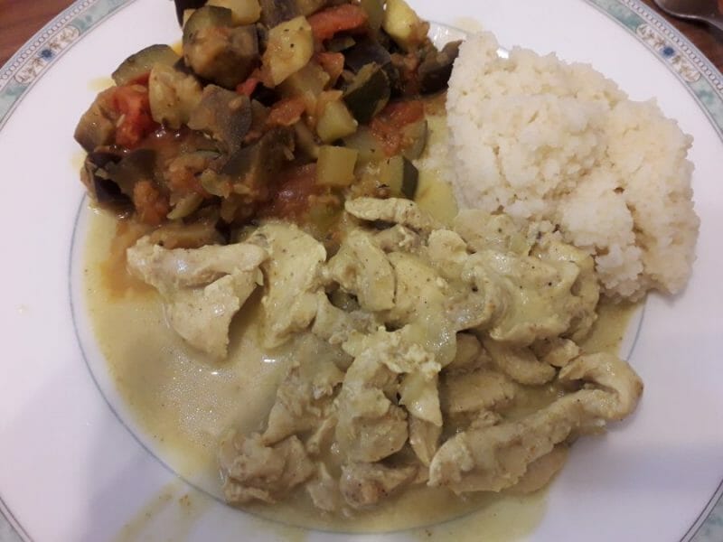 Cliquez pour zoomer ! Blancs de poulet sauce moutarde et curry Thermomix par Isa95