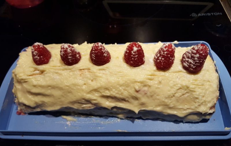 Cliquez pour zoomer ! Bûche de Noël framboises et chocolat blanc Thermomix par Catimini57