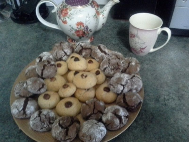 Cliquez pour zoomer ! Craquelés au chocolat Thermomix par Chantal10