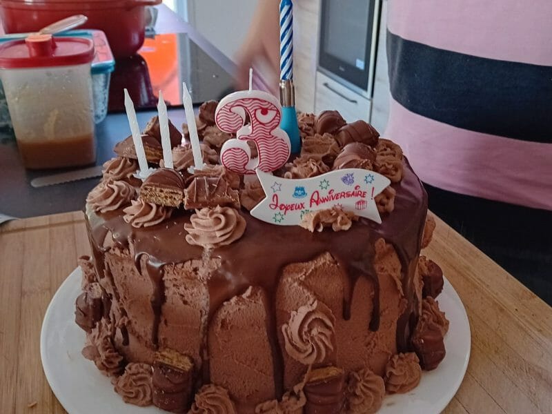 Cliquez pour zoomer ! Layer cake Kinder Bueno Thermomix par laetitia_938