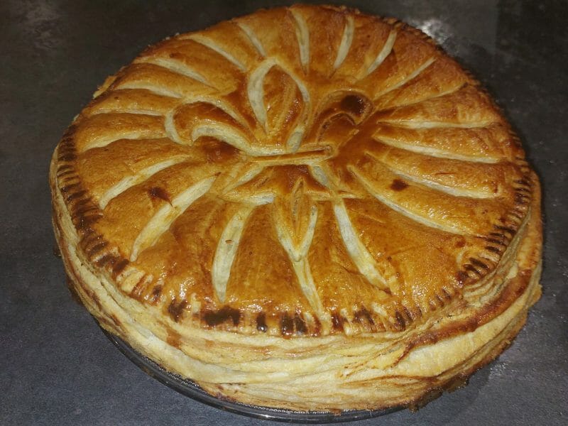 Cliquez pour zoomer ! Galette des rois à la frangipane Thermomix par nononana0722