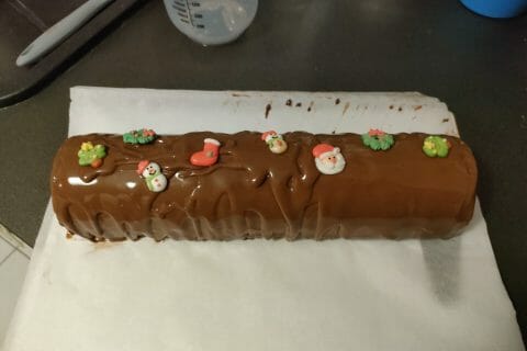 Cliquez pour zoomer ! Bûche mousse au chocolat Thermomix par cheesecake2022