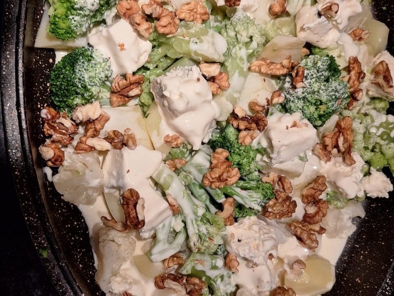 Cliquez pour zoomer ! Gratin de chou-fleur au gorgonzola et aux noix Thermomix par sandranais