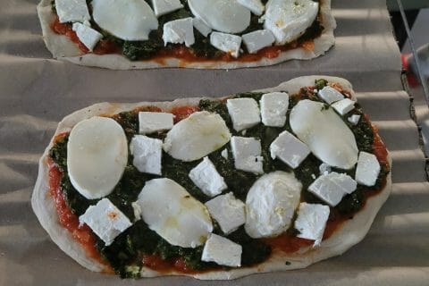 Cliquez pour zoomer ! Pizza épinards et feta Thermomix par claire812a