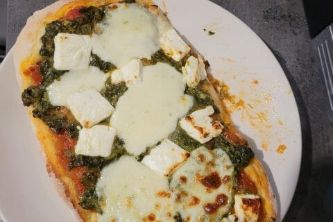 Cliquez pour zoomer ! Pizza épinards et feta Thermomix par claire812a