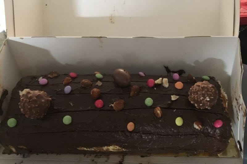 Cliquez pour zoomer ! Bûche Ferrero Rocher Thermomix par AlineLyne