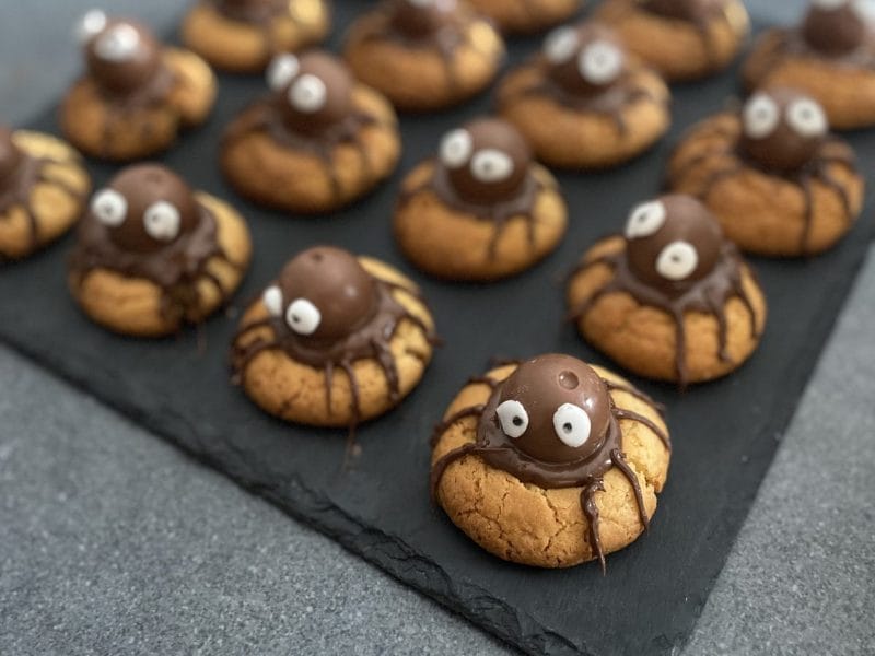 Cliquez pour zoomer ! Spider cookies – cookies araignées Thermomix par sarah_2410