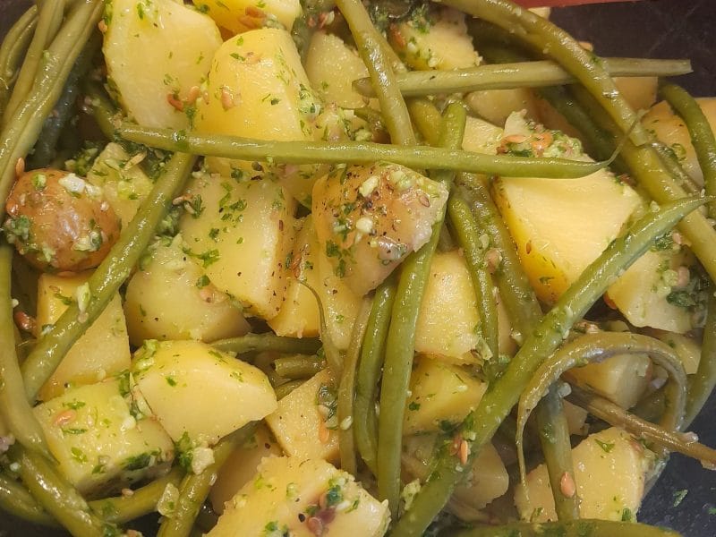 Cliquez pour zoomer ! Pommes de terre et haricots verts à l’ail et au persil Thermomix par mimireille