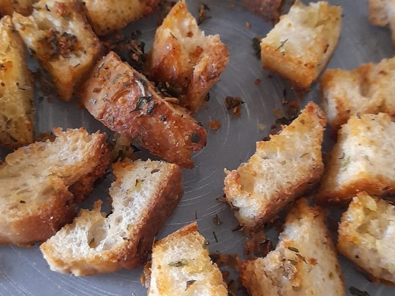 Cliquez pour zoomer ! Croutons à l’ail Thermomix par mimireille