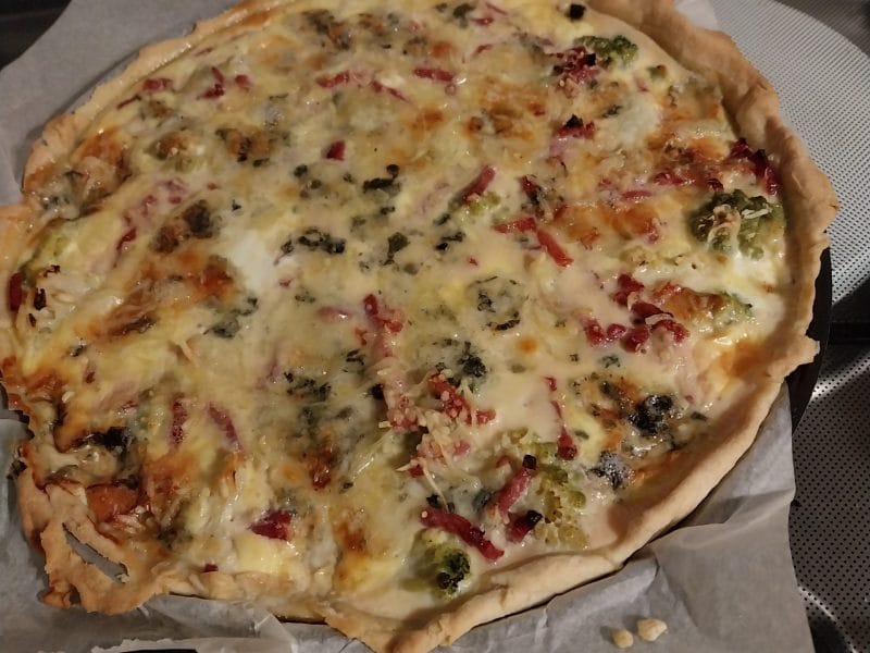 Cliquez pour zoomer ! Tarte aux brocolis et roquefort Thermomix par Sandrine