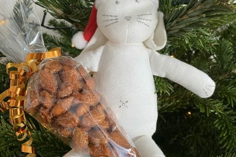 Cliquez pour zoomer ! Amandes grillées à la cannelle et au miel Thermomix par lo78