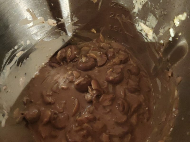 Cliquez pour zoomer ! Rognons de porc sauce madère Thermomix par julie_1255