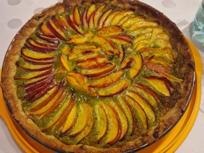 Cliquez pour zoomer ! Tarte aux pêches jaunes et pistache Thermomix par mcospa